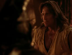 extant_HTLJ_4x05-StrangerInAStrangeWorld_03814