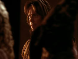 extant_HTLJ_4x05-StrangerInAStrangeWorld_03815