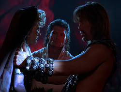 extant_HTLJ_4x05-StrangerInAStrangeWorld_04090