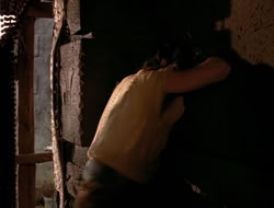 extant_HTLJ_4x05-StrangerInAStrangeWorld_04131