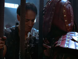 extant_HTLJ_4x05-StrangerInAStrangeWorld_04319