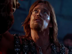 extant_HTLJ_4x05-StrangerInAStrangeWorld_04352