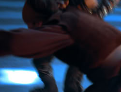 extant_HTLJ_4x05-StrangerInAStrangeWorld_04437