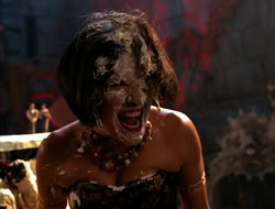 extant_HTLJ_4x05-StrangerInAStrangeWorld_04609