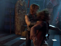 extant_HTLJ_4x05-StrangerInAStrangeWorld_04655