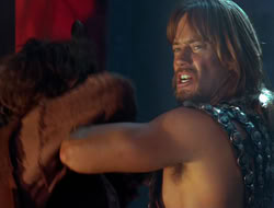 extant_HTLJ_4x05-StrangerInAStrangeWorld_04669
