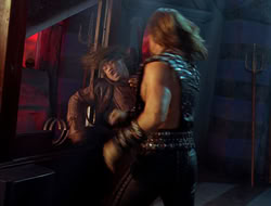 extant_HTLJ_4x05-StrangerInAStrangeWorld_04687
