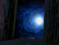 extant_HTLJ_4x05-StrangerInAStrangeWorld_04763