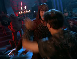 extant_HTLJ_4x05-StrangerInAStrangeWorld_04787