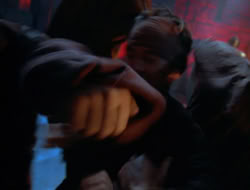 extant_HTLJ_4x05-StrangerInAStrangeWorld_04795