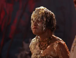 extant_HTLJ_4x05-StrangerInAStrangeWorld_04834