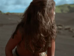 extant_HTLJ_4x06-TwoMenAndABaby_00016