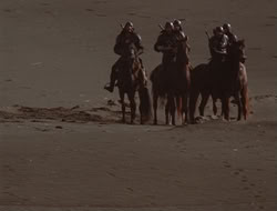extant_HTLJ_4x06-TwoMenAndABaby_00033