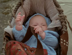 extant_HTLJ_4x06-TwoMenAndABaby_00186