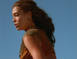 extant_HTLJ_4x06-TwoMenAndABaby_00287