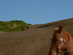 extant_HTLJ_4x06-TwoMenAndABaby_00332