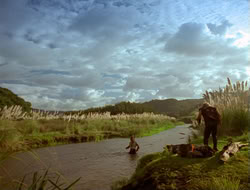 extant_HTLJ_4x06-TwoMenAndABaby_00407
