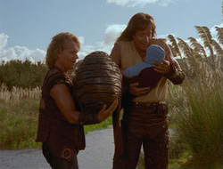 extant_HTLJ_4x06-TwoMenAndABaby_00475