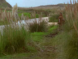extant_HTLJ_4x06-TwoMenAndABaby_00483