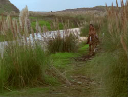 extant_HTLJ_4x06-TwoMenAndABaby_00484