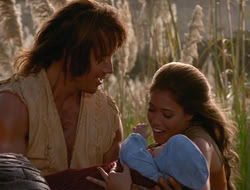 extant_HTLJ_4x06-TwoMenAndABaby_00515