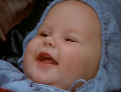 extant_HTLJ_4x06-TwoMenAndABaby_00874