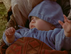 extant_HTLJ_4x06-TwoMenAndABaby_01051