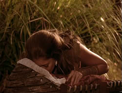 extant_HTLJ_4x06-TwoMenAndABaby_01215