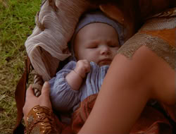 extant_HTLJ_4x06-TwoMenAndABaby_01218