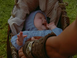 extant_HTLJ_4x06-TwoMenAndABaby_01430