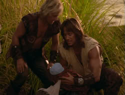 extant_HTLJ_4x06-TwoMenAndABaby_01453