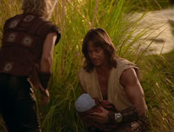 extant_HTLJ_4x06-TwoMenAndABaby_01454