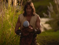 extant_HTLJ_4x06-TwoMenAndABaby_01457