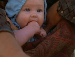 extant_HTLJ_4x06-TwoMenAndABaby_01888