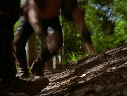 extant_HTLJ_4x06-TwoMenAndABaby_01923
