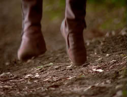 extant_HTLJ_4x06-TwoMenAndABaby_01963