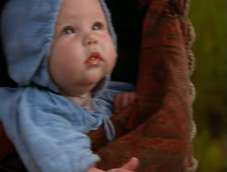 extant_HTLJ_4x06-TwoMenAndABaby_01969