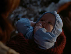 extant_HTLJ_4x06-TwoMenAndABaby_02841