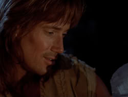 extant_HTLJ_4x06-TwoMenAndABaby_02863
