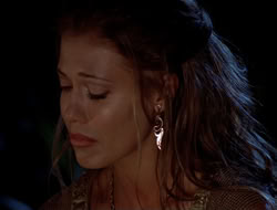 extant_HTLJ_4x06-TwoMenAndABaby_02871