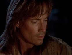 extant_HTLJ_4x06-TwoMenAndABaby_02907