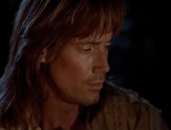 extant_HTLJ_4x06-TwoMenAndABaby_02910