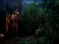 extant_HTLJ_4x06-TwoMenAndABaby_03091