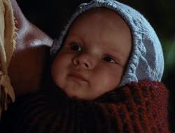 extant_HTLJ_4x06-TwoMenAndABaby_03590