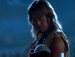 extant_HTLJ_4x06-TwoMenAndABaby_03592