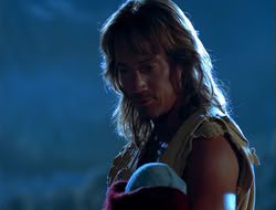 extant_HTLJ_4x06-TwoMenAndABaby_03593