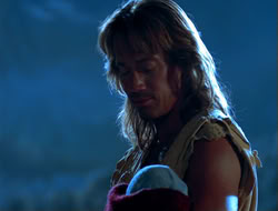 extant_HTLJ_4x06-TwoMenAndABaby_03605