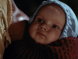 extant_HTLJ_4x06-TwoMenAndABaby_03610