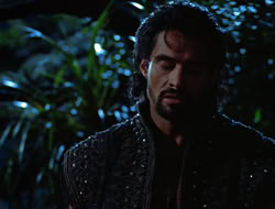 extant_HTLJ_4x06-TwoMenAndABaby_03777