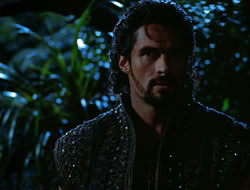 extant_HTLJ_4x06-TwoMenAndABaby_03831